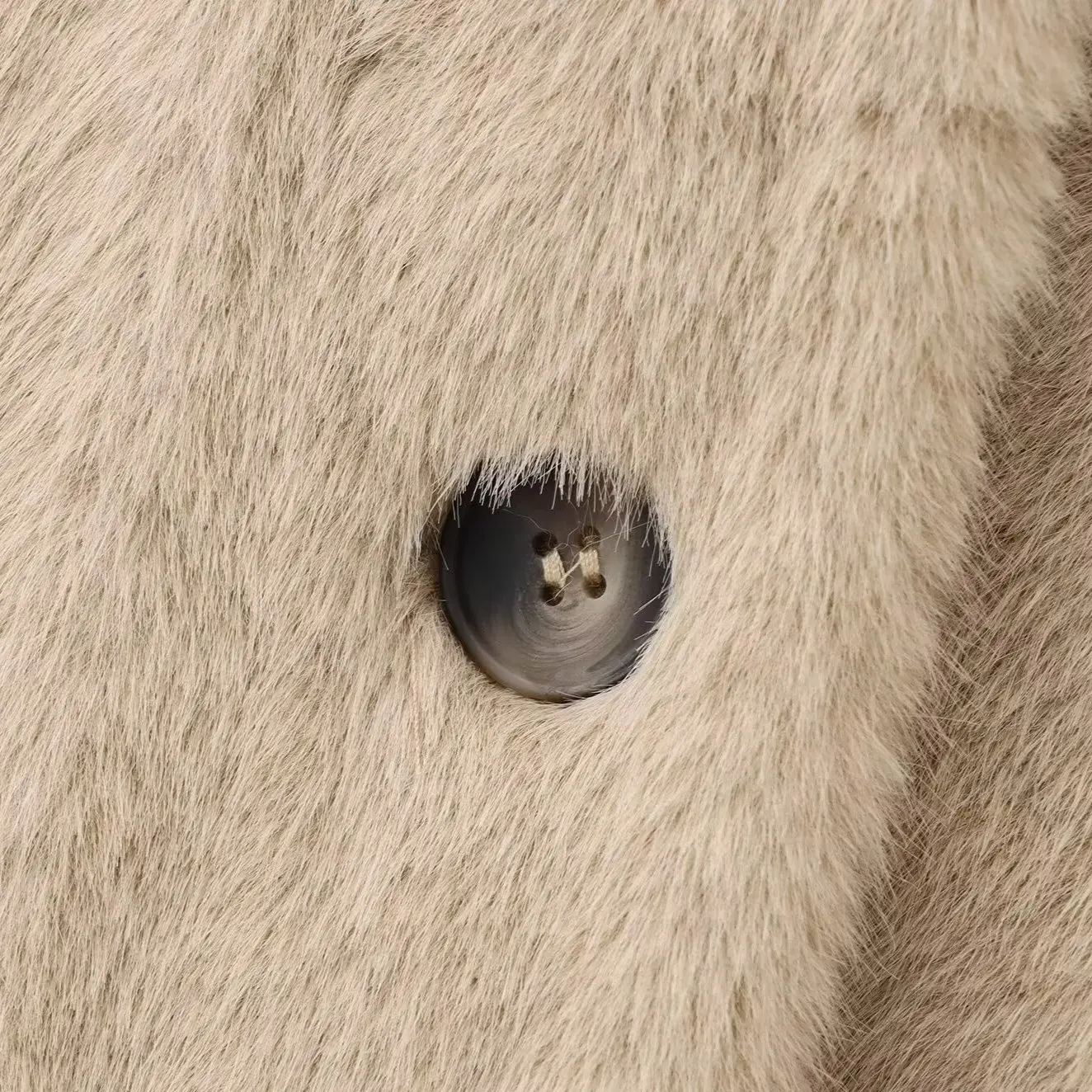 معطف JNLEAOG النسائي ort Jaet بتأثير الفرو المزيف لخريف جديد وحامل مناسب من البوليستر الدافئ الطويل وزر إغلاق