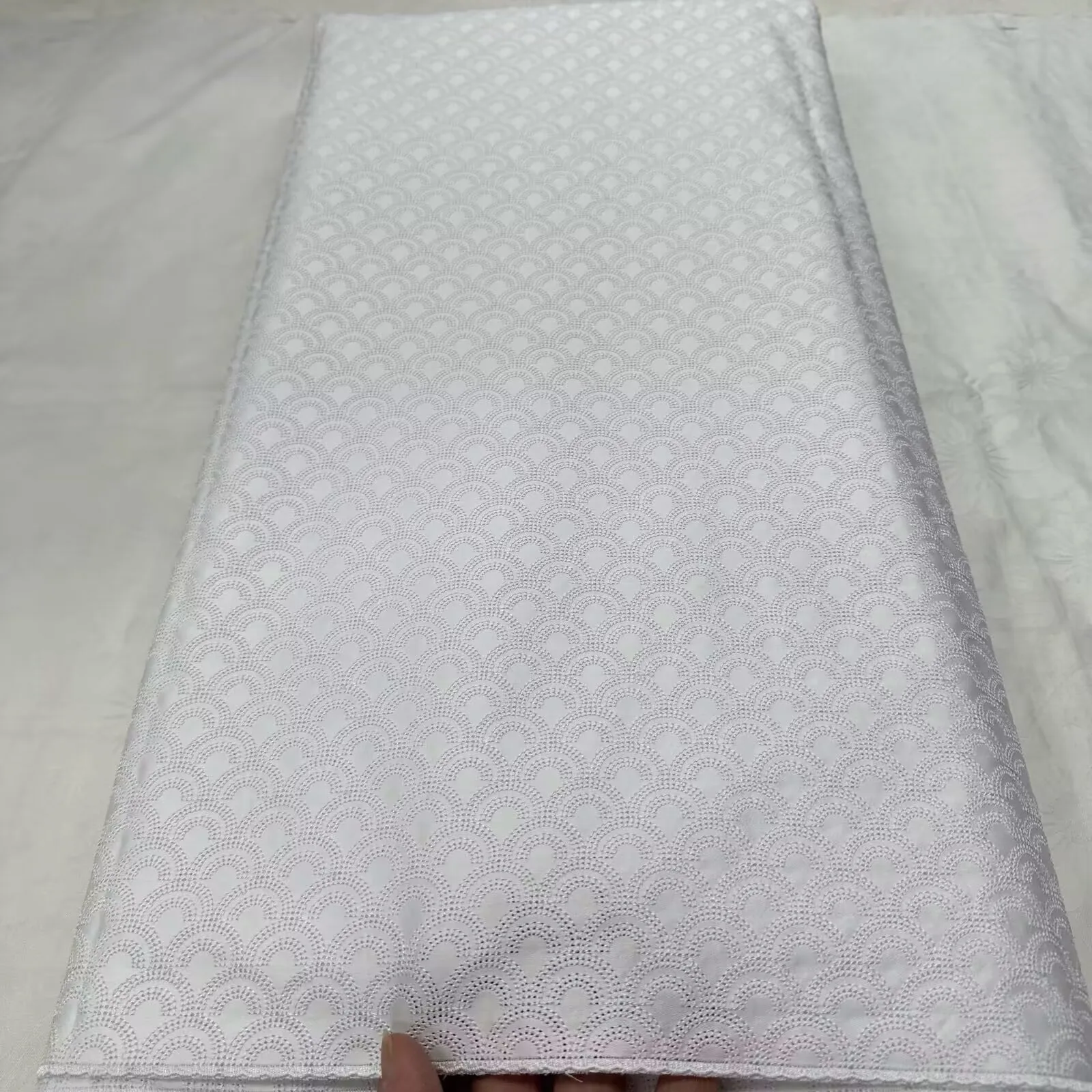 رائجة البيع 2025 الأفريقي النيجيري فرنسا الراقية الساتان الرجالي السويسري البولندية أقمشة الدانتيل لفساتين الخياطة حفل زفاف العريس #3