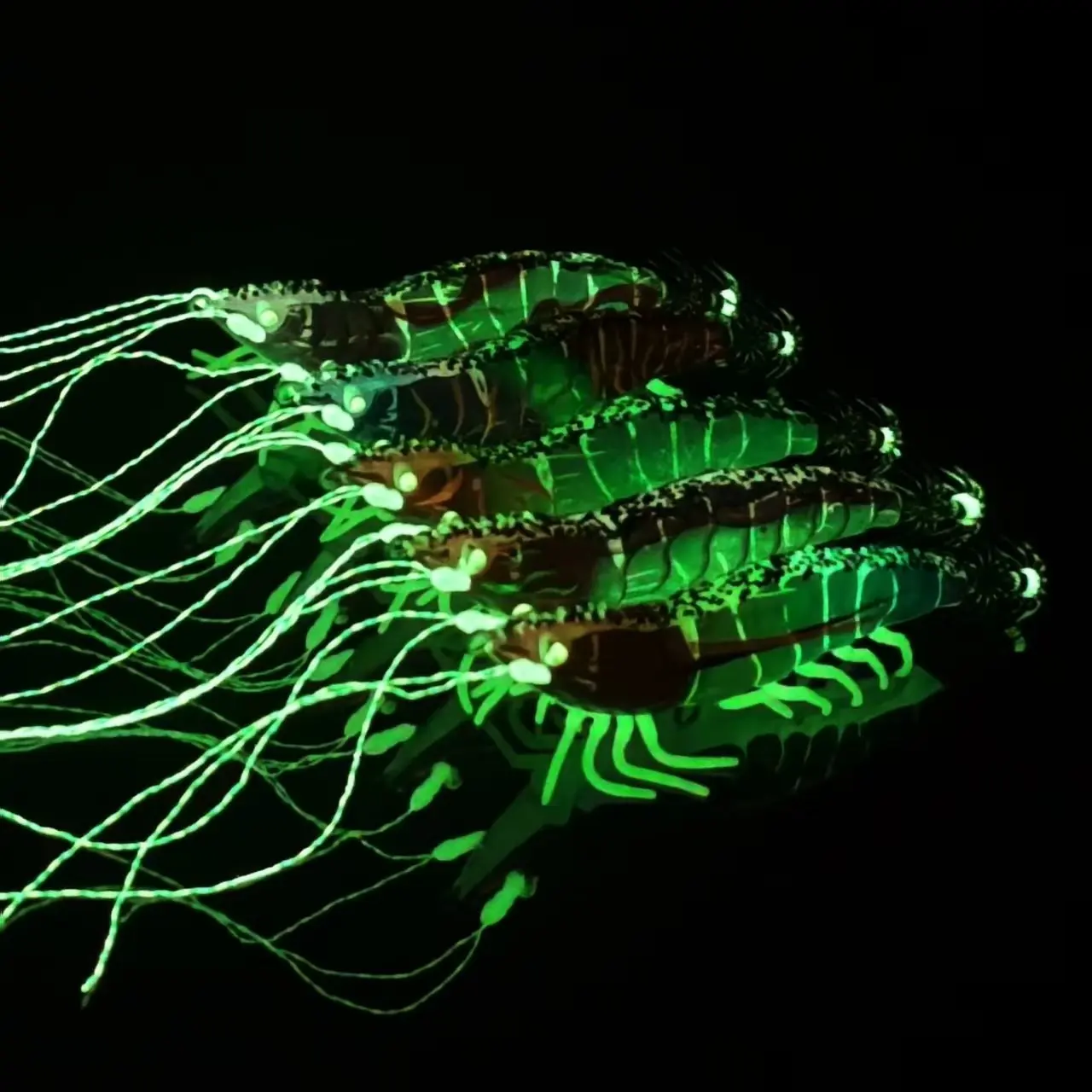 5-teiliges Garnelen-Egi-Tintenfischköder-Set, UV- und leuchtend glitzernde segmentierte Garnelenköder mit weichen Füßen für Salzwasser-Nachtangeln auf Tintenfische – Detail 4