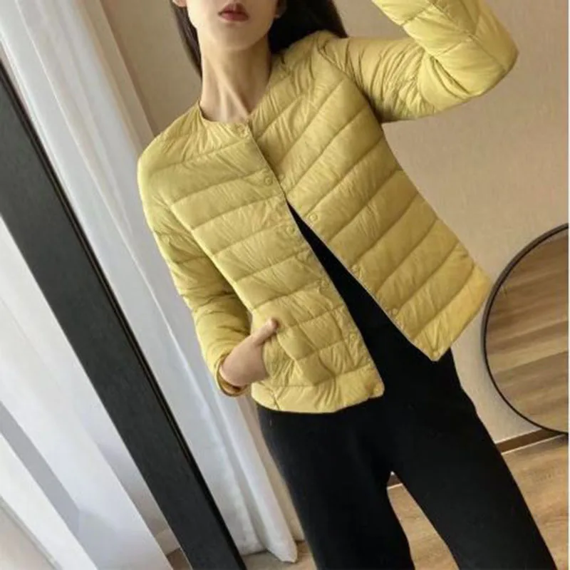 Thin Light Women Down Jacket 2025 Winter New Korean-Style Short Jacket White Duck Down Round Neck Leisure Women Down Jacket H529