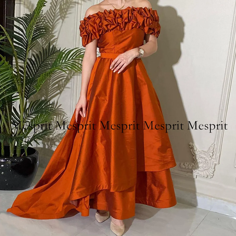 

A Line Evening Dress Saudi Arabic Prom Gown for Wedding Boat Neck Ruffles Simple Sweep Train Robe Formal Party Dresses