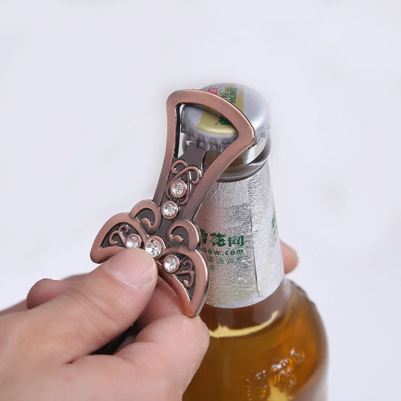 

30 шт. персонализированные товары, свадебные подарки, практические подарки, креативная открывалка для бутылок с пивным ангелом из сплава