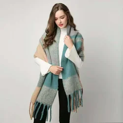 Inverno spesso caldo Plaid Cape Wraps Bandana femminile Pashmina sciarpa da donna in Cashmere di lusso lunga nappa femminile Foulard coperta spessa