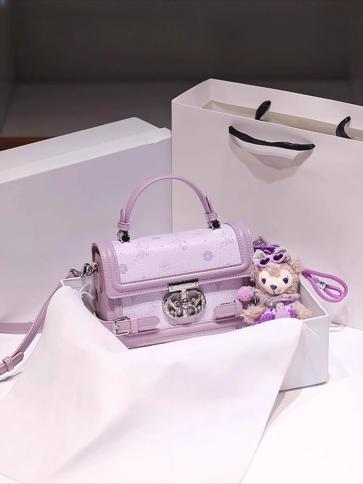 

Violet and Luxury Handbag with Charming Decoration Printing and Pendant Women's Stylish and Versatile Handheld Crossbody Bag