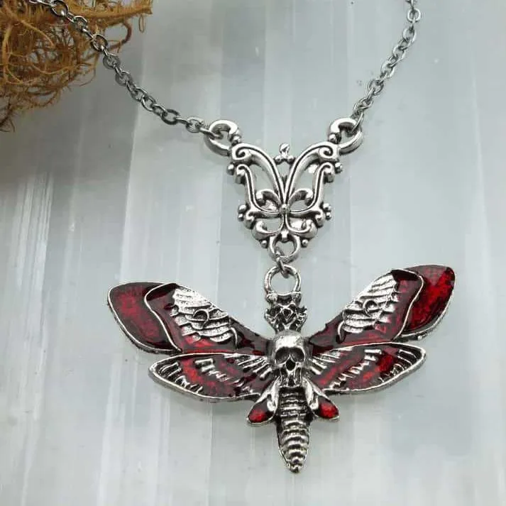 Gothic Punk Red Glazed Enamel Skull of Death Moth Pendant Necklace for Men Women Halloween Personality Collar Chain Jewelry Gift