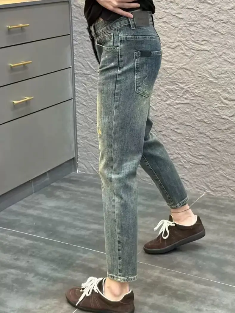 하이엔드 스크래치 레트로 청바지 남성 슬림 스몰 풋 2025 봄 여름 신상 핫 다이아몬드 엘라스틱 팬츠 스트릿웨어 청바지
