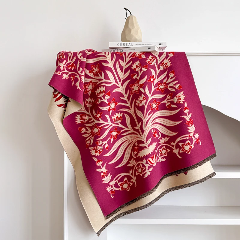 2025, Luxusmarke Damen-Winterschal aus Kaschmir – Pashmina-Schal mit Blumenmuster, Quasten, Bandana und Poncho – Detail 9
