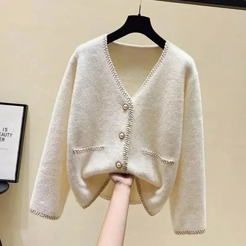 

Women Short Fragrant Coat Fashion Jacket Tops 2025 New Female Jacket White Imitation Mink Cardigan Sweater Spring Autumn Knittin