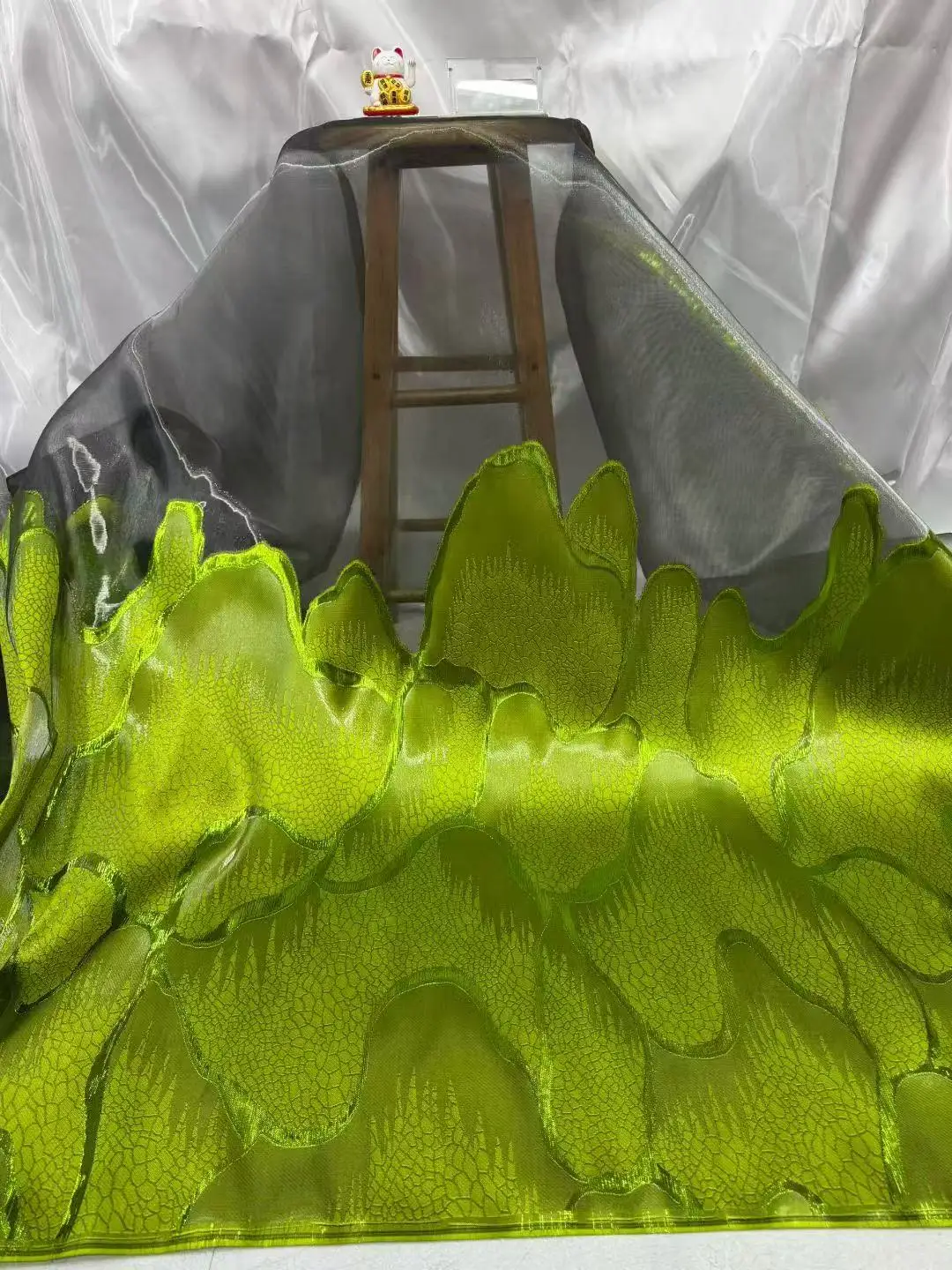 

Latest African Lace Fabric High Quality Jacquard Brocade Lace Fabric Nigerian French Organza Lace Fabric For Wedding Sewing