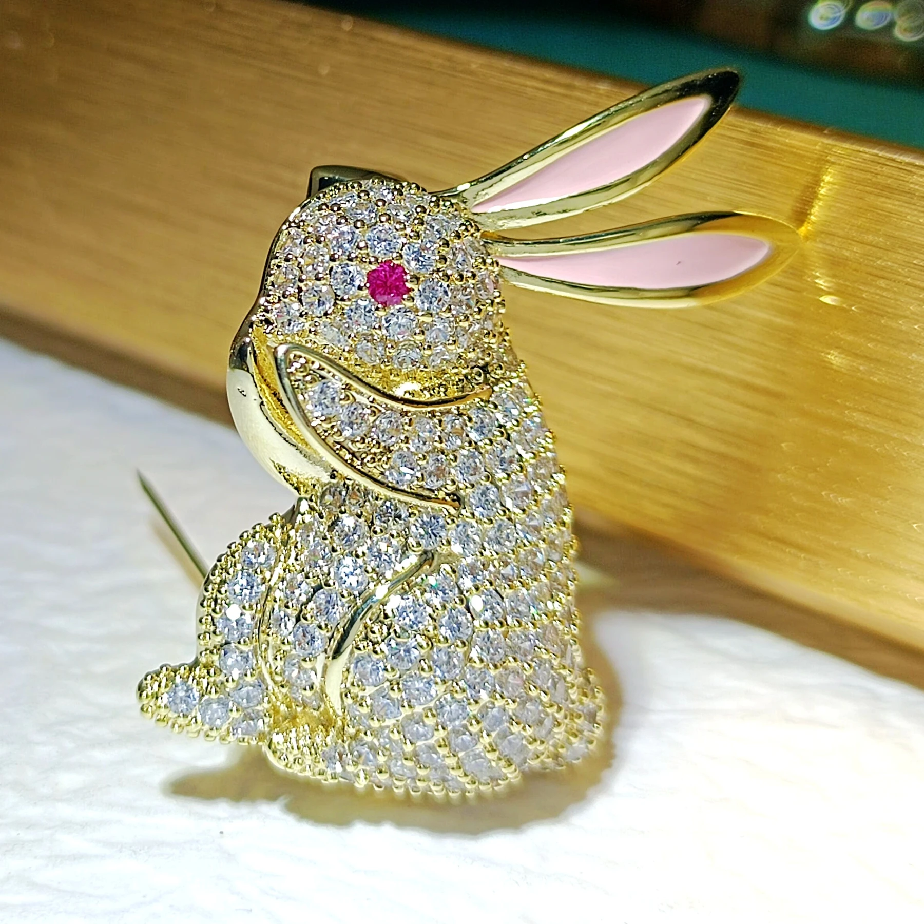 Adorable Sparkles Full Clear CZ Golden Bunny Rabbit Brooches Pins with Pink Eyes and Ears Easter Adore Decoration Girly Jewelry