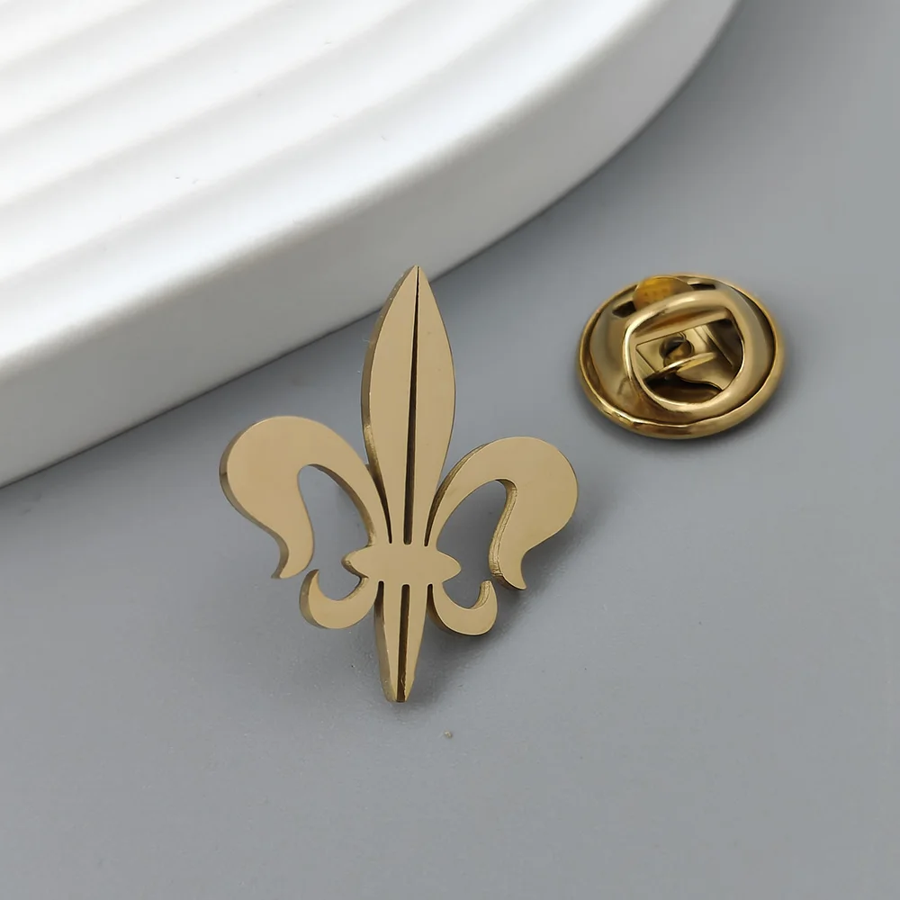 Retro Baroque gold-plated badge, silver fleur-de-lis collar brooch, black lapel pin, nameplate suit accessories set, men\'s gift