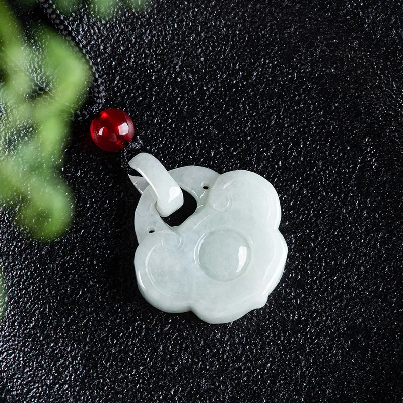 Authentic Myanmar A-grade Jade Auspicious Lock Pendant Glutinous Men's Charms Women's Jewelry Wholesale Drop Shipping