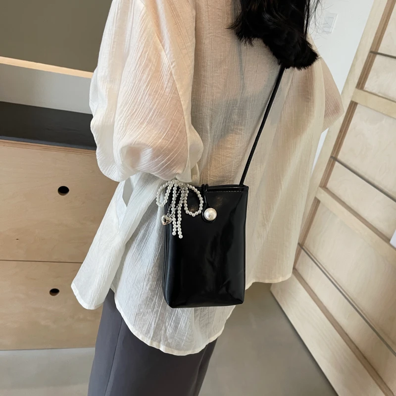 Sewing Thread Portable Shoulder Bags 2024 High Quality Simplicity Shoulder Bags for Women Zipper Pu Hasp Bolsas Femininas