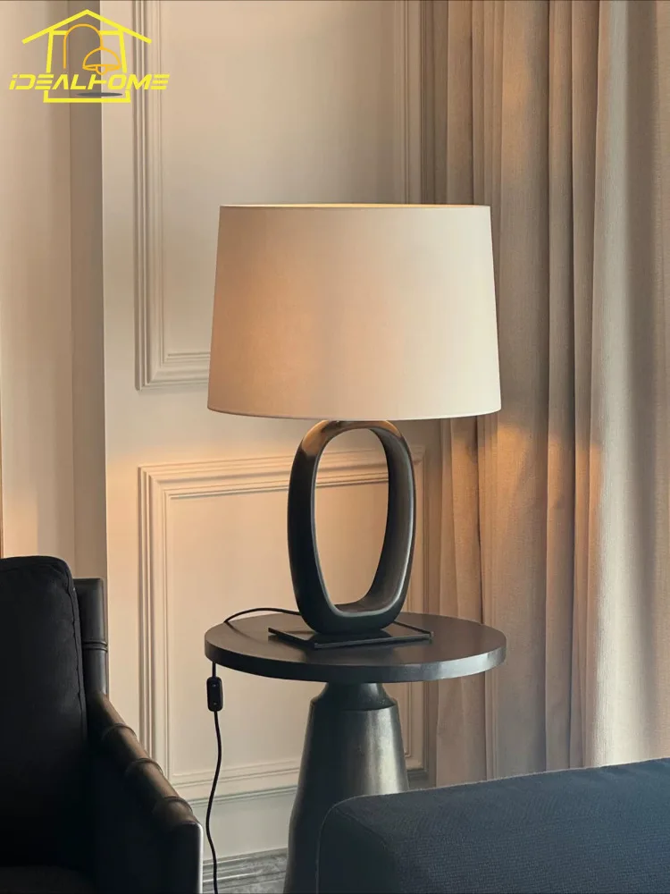 Italian Design Wabi-sabi Resin Table Lamp LED E27 Minimalist Art Decorative Desk Lights Bedside Study Living Room Background