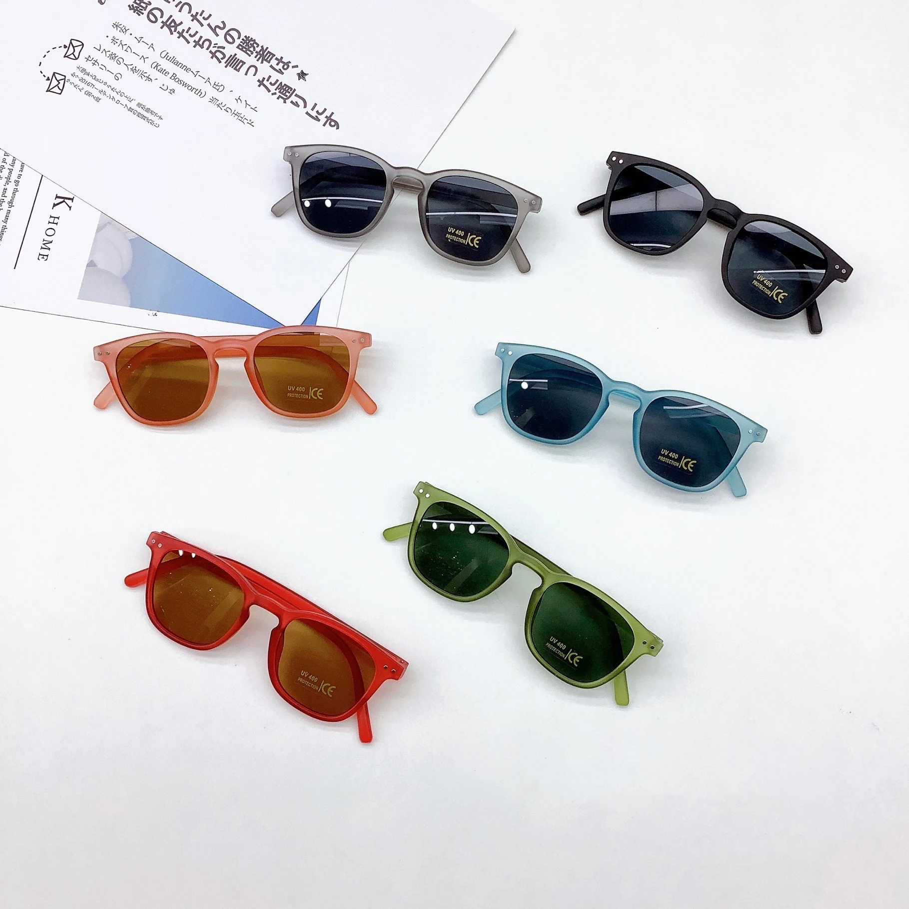 

New baby sunglasses for boys and girls, glasses for outings, UV protection, cool and fashionable children's sunglasses, summer