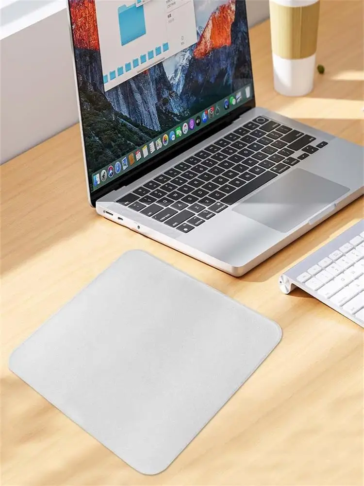 Polishing Cloth  Screen Cleaning Cloth  Wiping Cloth  Laptop Wiping Cloth  Glasses  IPad  Tablet  LCD TV  Display Screen  Artifa image 3