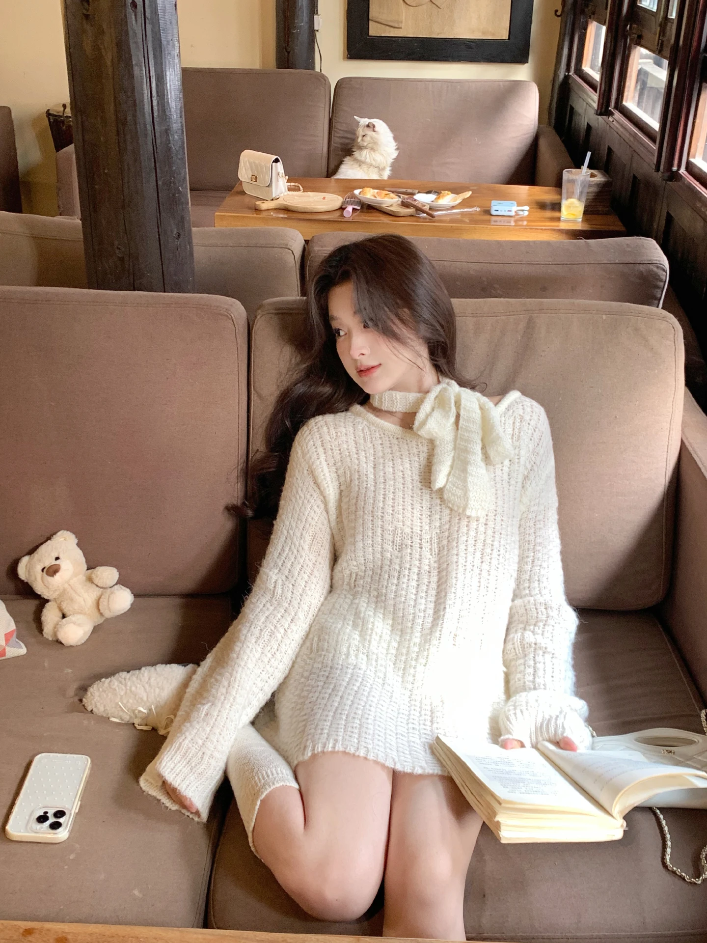 

Женский вязаный свитер Banana с бантом на плече, мягкий, уютный, белый, для ранней весны, свободного кроя, с длинными рукавами, повседневный топ