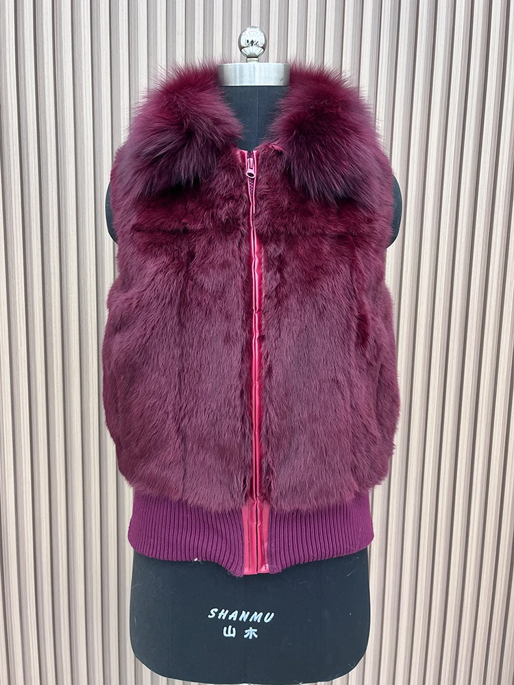 Рисунок 4 - Женский жилет из натурального кроличьего меха