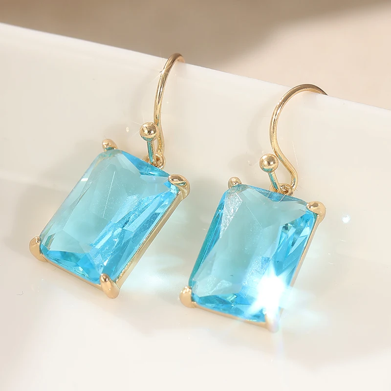 Newly designed fashionable jewelry women's synthetic sky blue cubic zirconia pendant long hanging earrings high-end jewelry