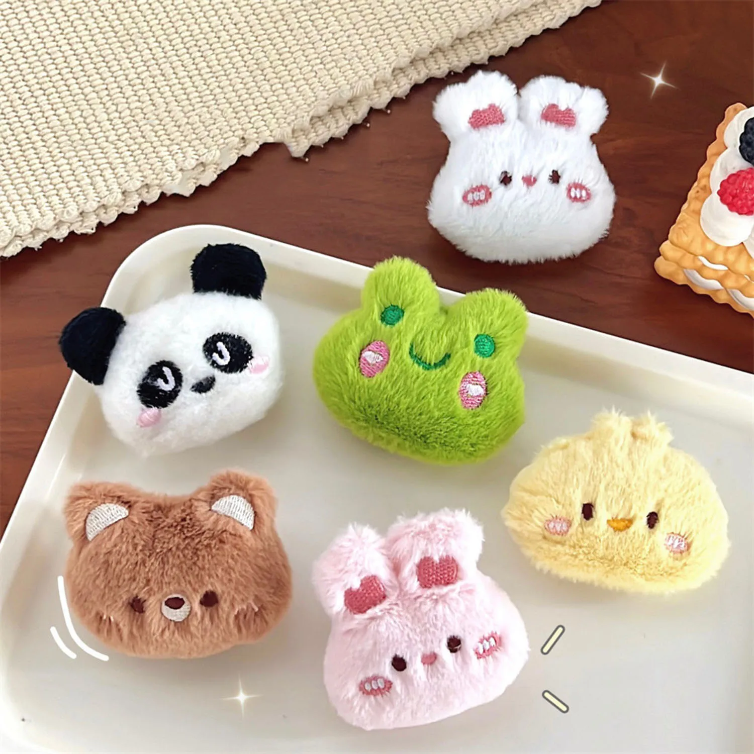1PC Winter Cute Cartoon Plush Bear Brooch For Girl Clothes Badge Pins Backpacks Pendant DIY Handmade Decoration Accessories