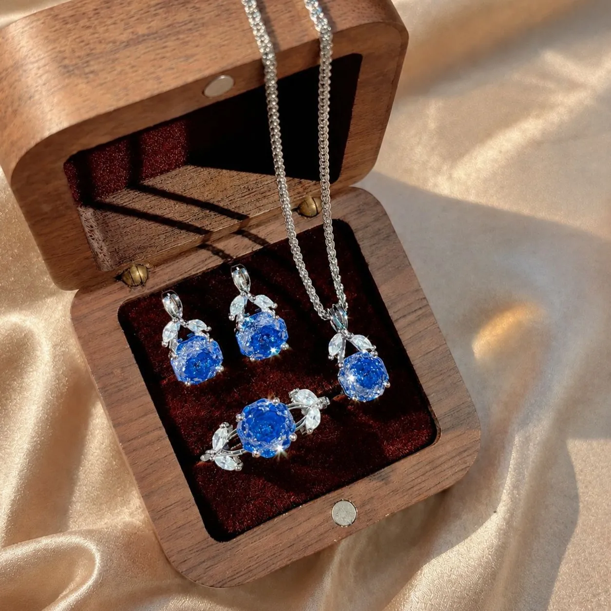 Lucky Bracelet Hand String Star-Shaped Millennium Rose Cut Klein Blue Necklace Pendant Rose-Red High-Carbon Diamond Earrings 6mm