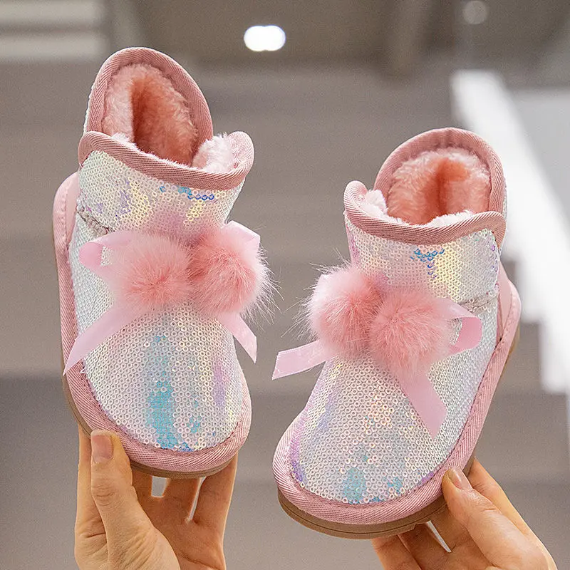 New 2022 Hair Ball Girls Snow Boots Plus Velvet Thick Warm Short Boots Baby Winter Shoes Children Cotton Shoes Kids Winter Shoes