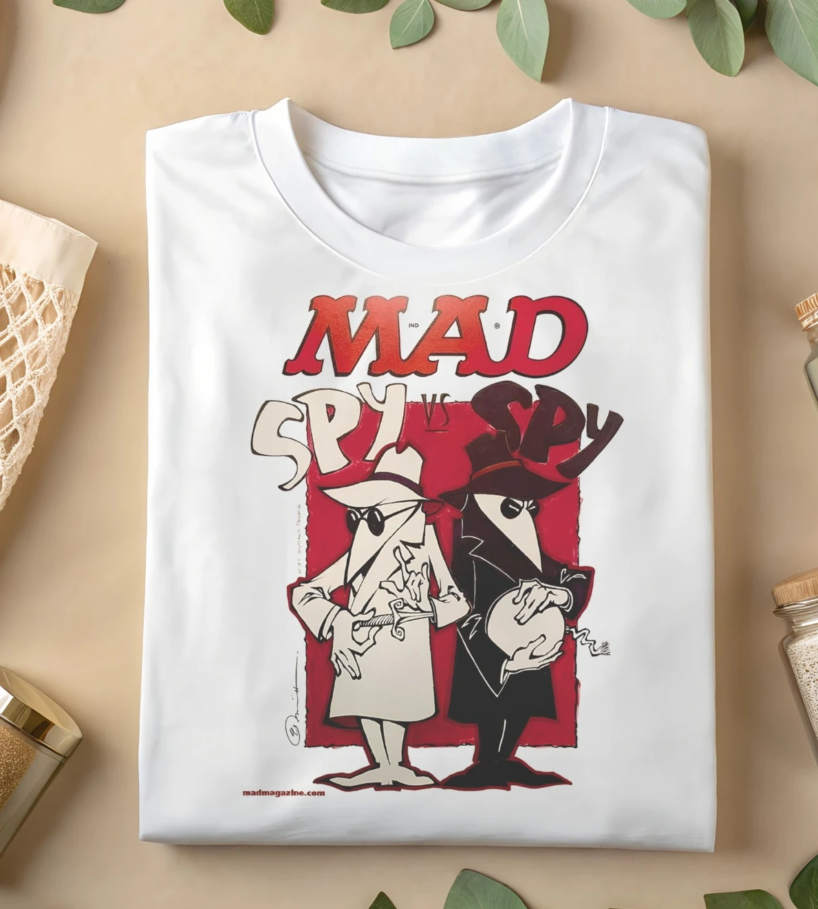 Camiseta gráfica MAD Spy vs Spy, camiseta doble de cómic retro estampada versátil para hombres y mujeres, manga corta de algodón puro de alta gama