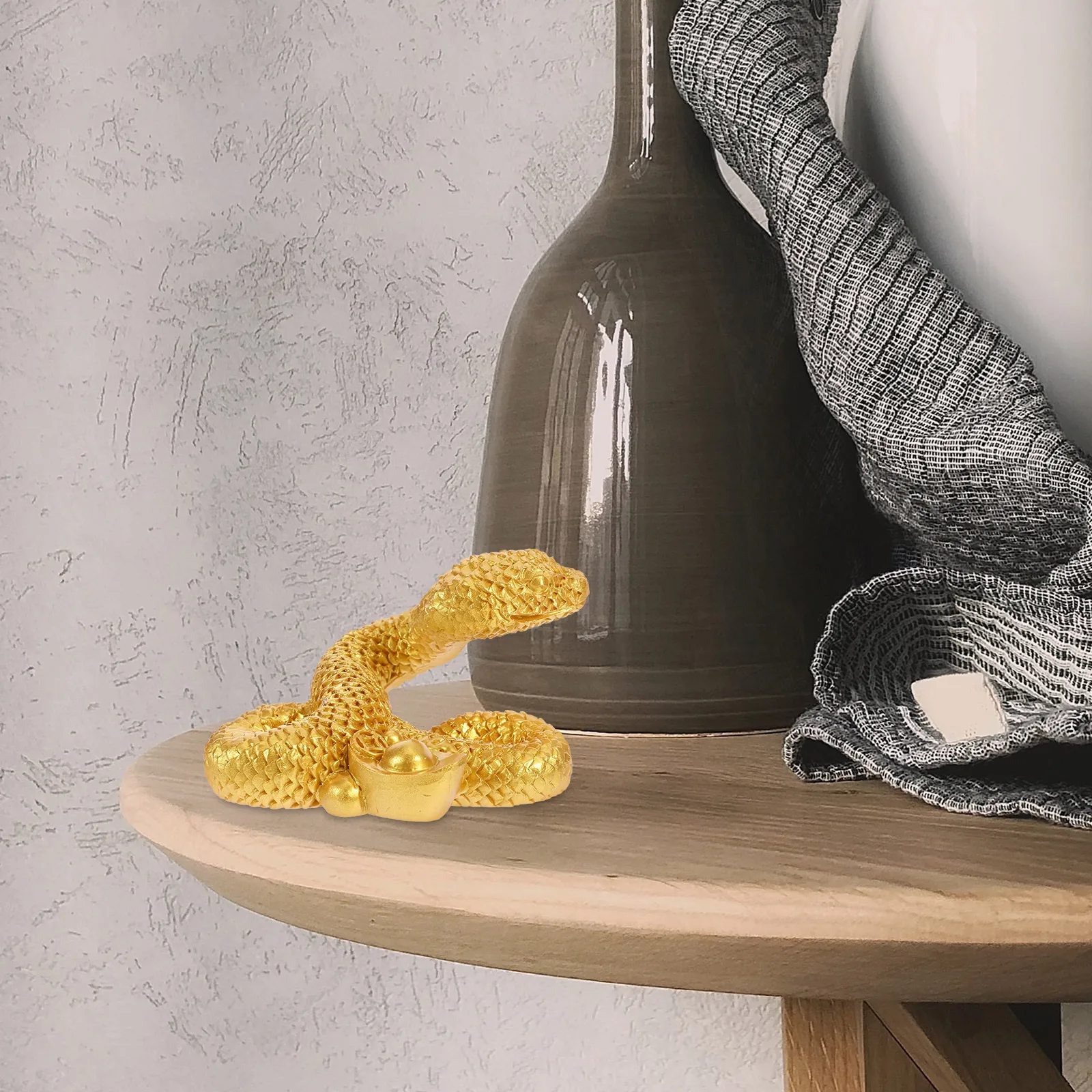 

Yuanbao Snake Figurine Resin Decor Retro Statue Golden Wealth Craft Desk Ornament Home Office Garden Tea Ceremony