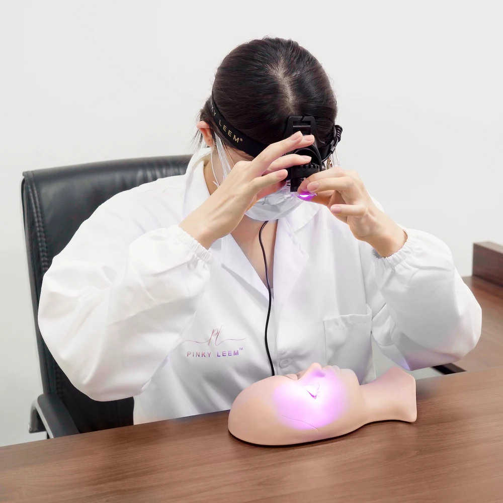 Pinky leem Custom Portable Head Mounted Expert Lashes Pro Uv Lamp Uv/led Nail Eyelash Lamp for Eyelash Extensions