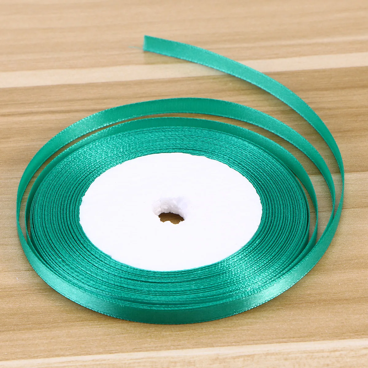 

6Mm Polyester Ribbon Roll Bright Color Durable Crafting Hairbow Bow Tie Holiday Birthday Gifts Wrapping Sewing Floral Design