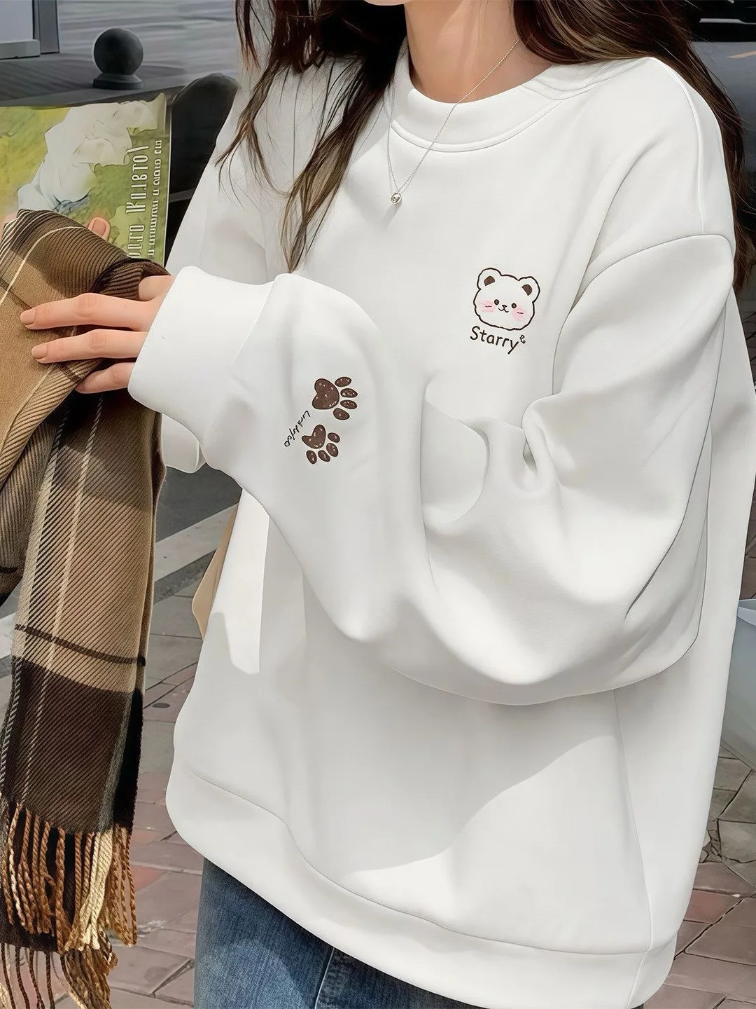 Loose Fleece round Neck Sweatshirt Women's Autumn Winter Long Sleeve Cute Bear Pattern Lazy Style Casual  Student Top