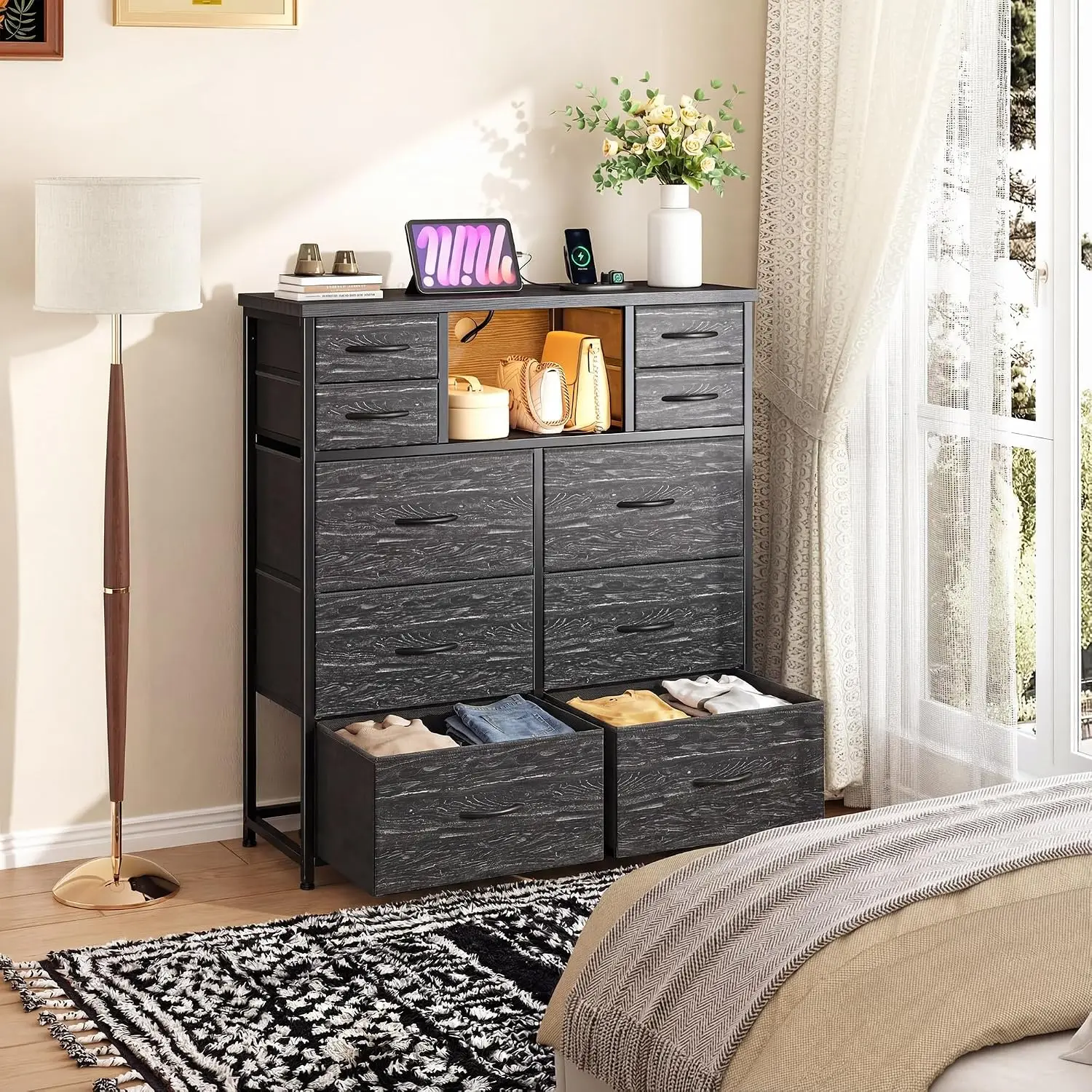 Black Dresser for Bedroom with Charging Station & LED, 10 Drawers