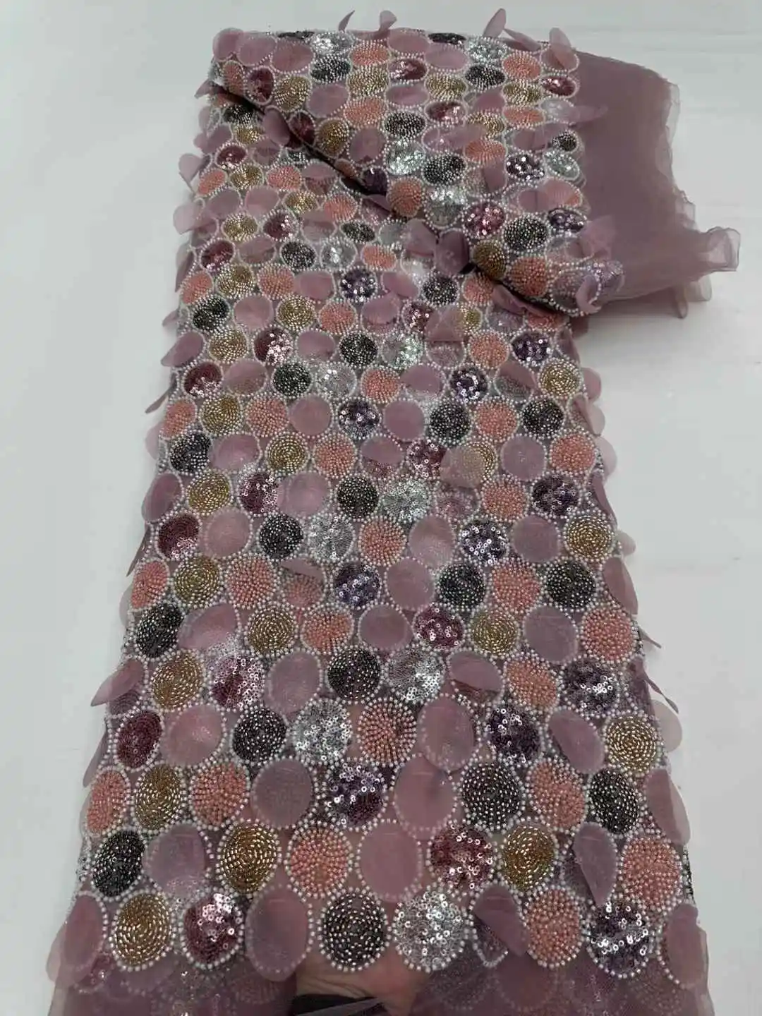 

African Nigerian Heavy Beads Lace Fabric French Sequins Net Lace Fabrics 2025 High Quality Lace Wedding Party Dress Sewing