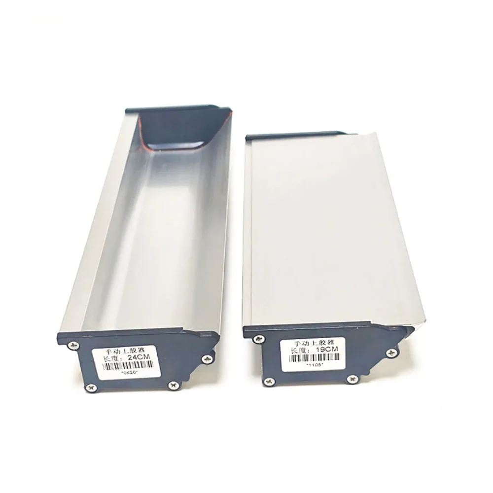 Aluminum Alloy Stenciling Glue Applicator with Cover Design Durable and Deformation-free Squeegee Slots and Troughs