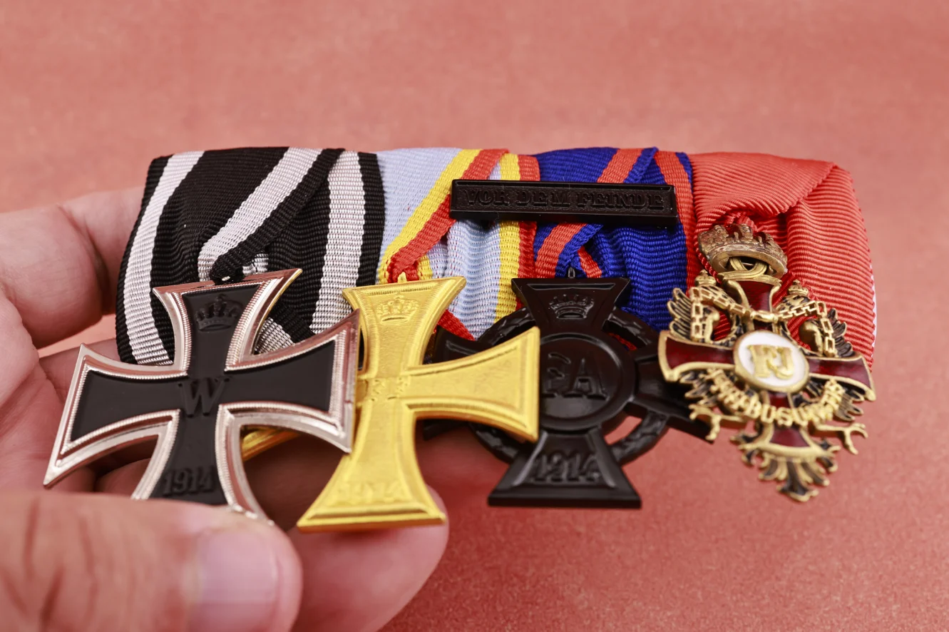 WW1 German Military Medal Set Iron Cross 1914 Reproduction Order Badge Ribbon Bar Collectible Military Insignia Pin Reproduction view 4