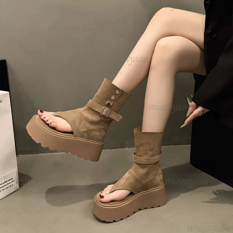 Botas Plataforma Femininas Cáqui/Preto da Moda 2026: Nova Tendência de Verão, Botas Romanas Curtas que Aumentam a Altura, Tamanhos 35-40