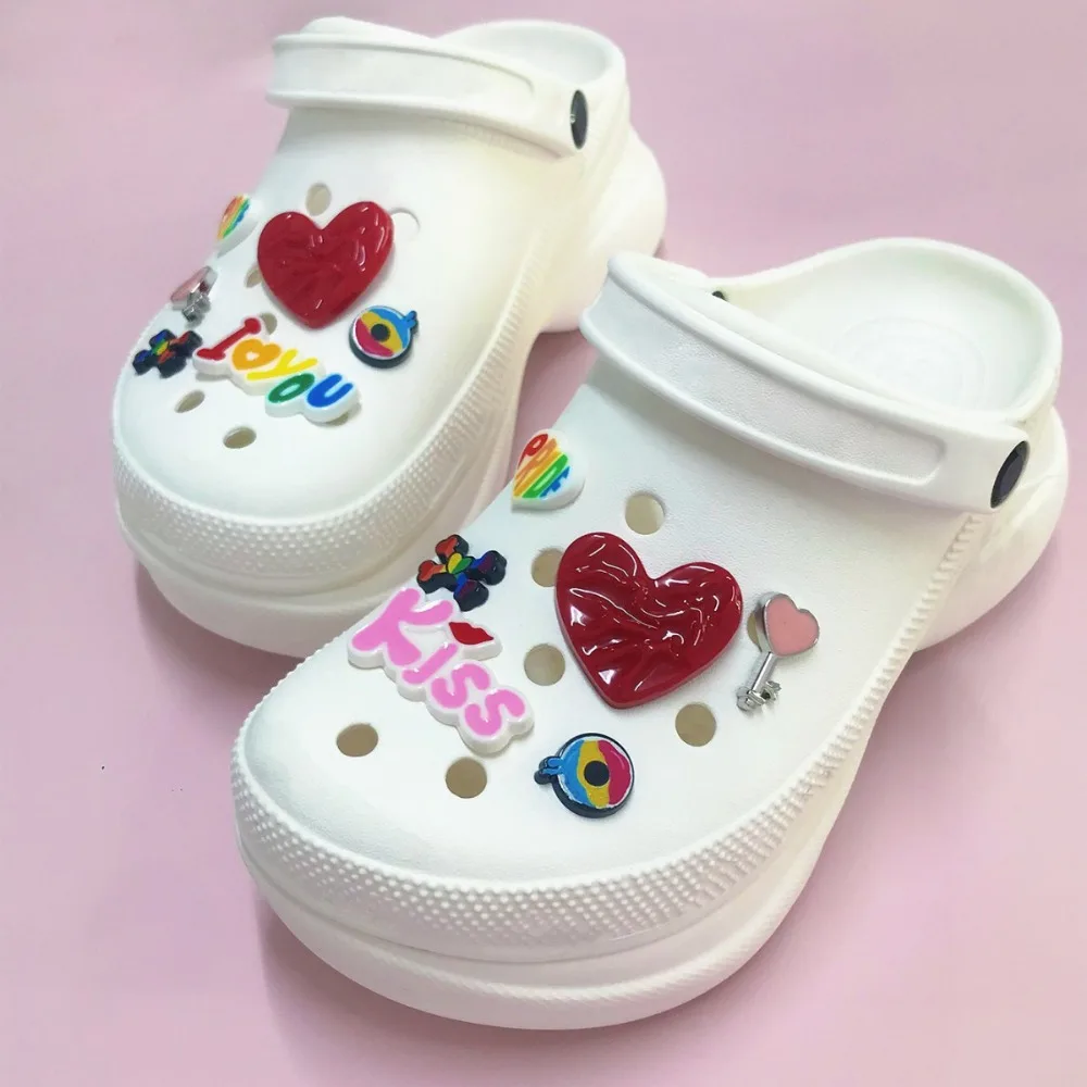 

New Rainbow Nostalgia Style Hole Shoe Charms Accessories Shoe Buckle Lovely Cute Red Heart 3D Shoes Flower DIY Shoes Decorations