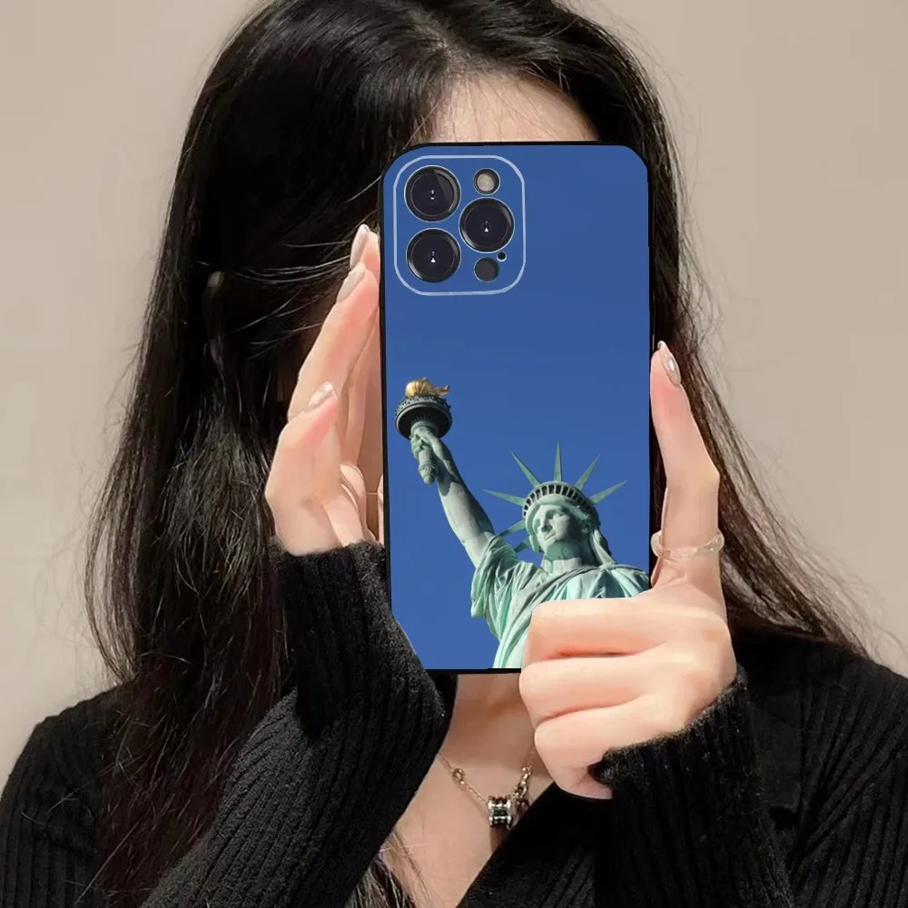 Statue of Liberty New York Phone Case For iPhone 16 15 14 13 12 11 Plus,Pro Max,XS,X,XR,SE,Mini,8,7 Soft Silicone Black Cover