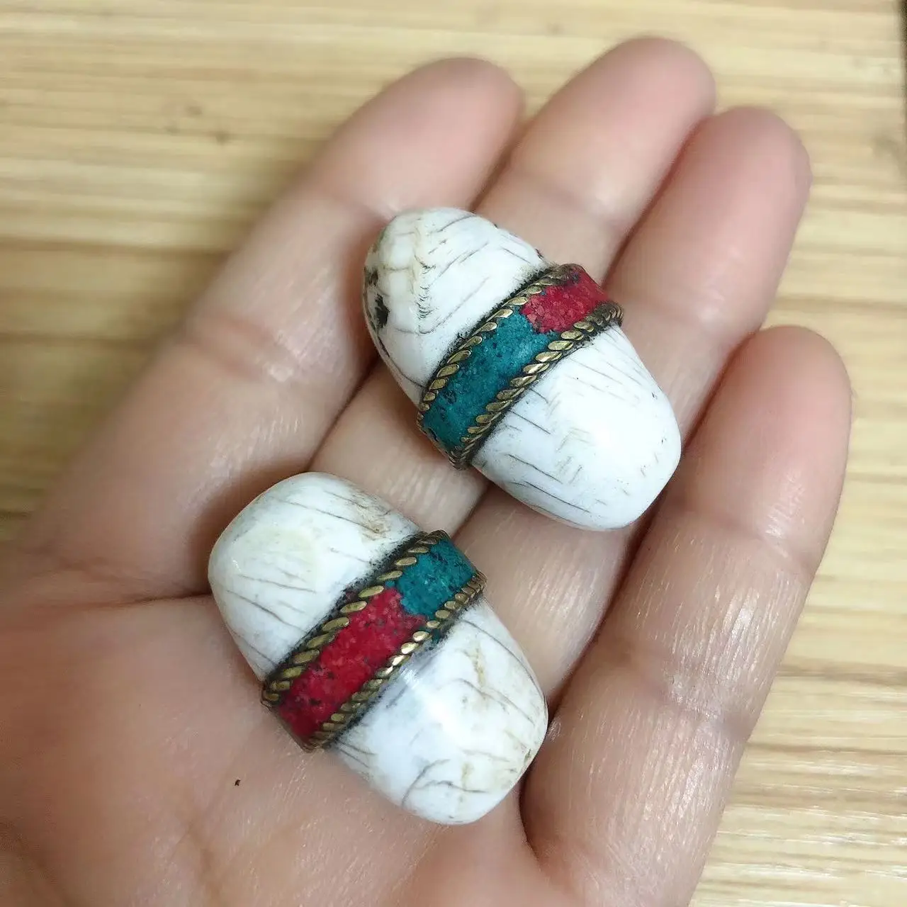 BD196 Handmade Nepal Loose Beads Tibetan Brass Conch Shell Big Oval Beads Jewelry Making 2 PCS Beads Lot