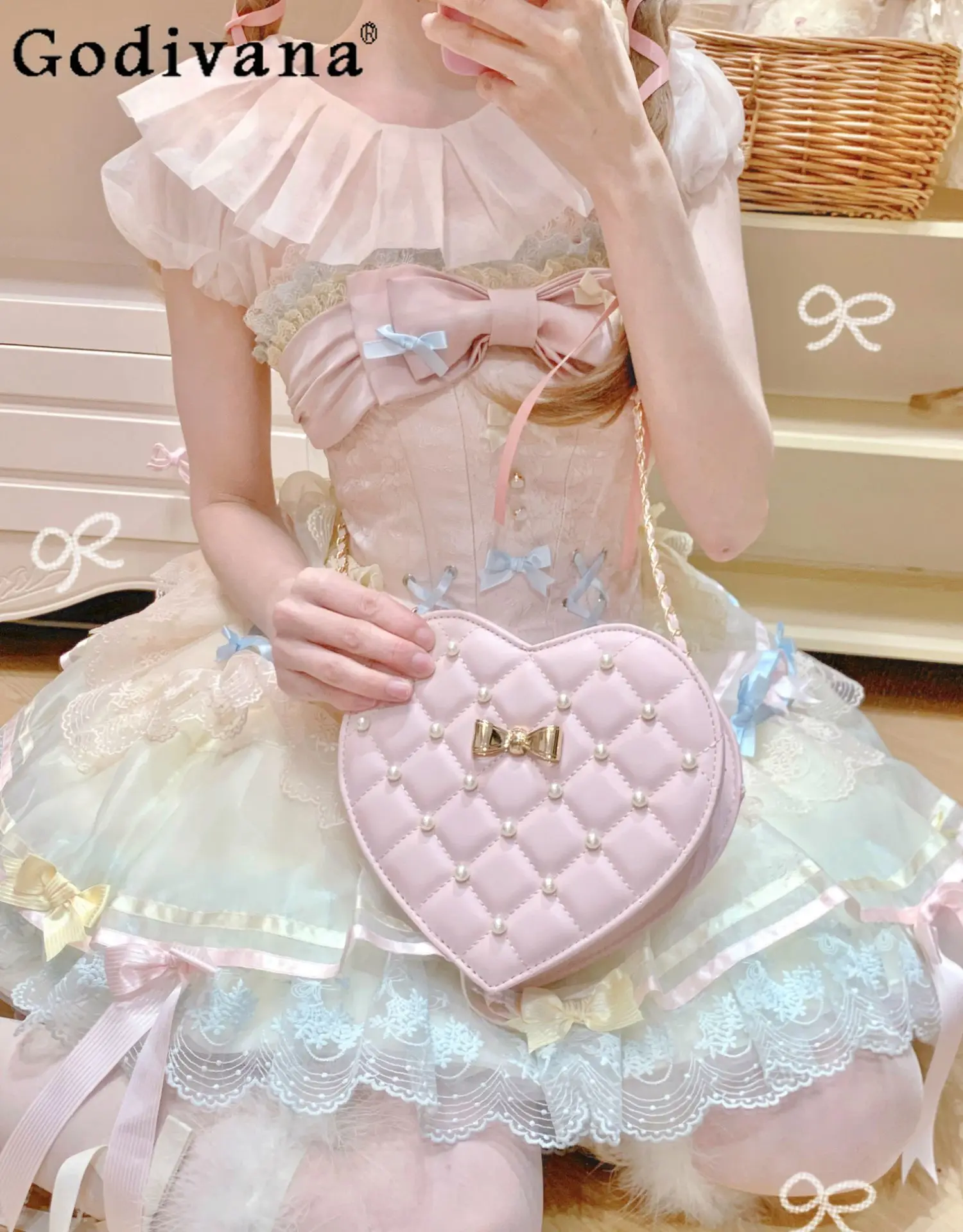 

Sweetheart Girl Japanese Original Pearl Diamond Lolita Heart Bag Bowknot Doll Style Soft Girl Fashion Versatile Crossbody Bag