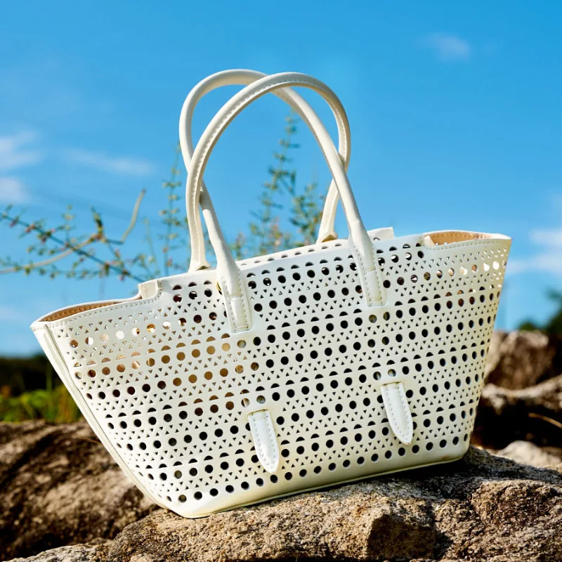 

2025 Hollowed-out Genuine Leather Tote Bag for Women Daily Commuting Single-shoulder Bag Summer Beach Composite Bag Sac A Main