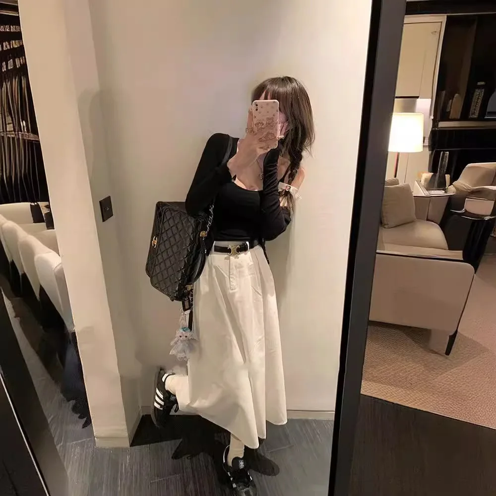 7137 Jesienny Nowy Styl Szary Kardigan ~ Dekolt Kwadratowy, Podkreślający Biust, Prążkowany, Dopasowany, Seksowny Top Damski