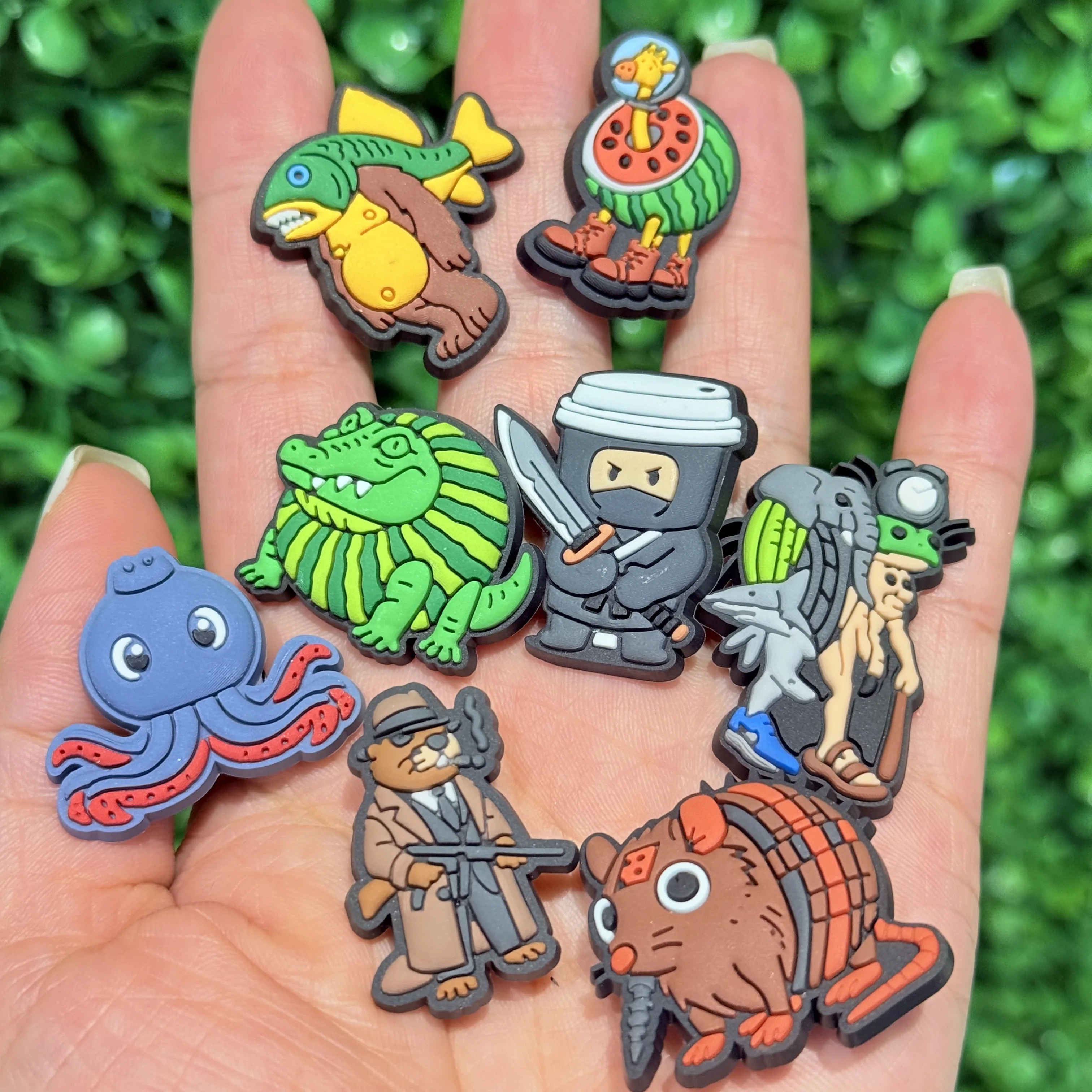 21-50Pcs Funny Animals Shark Giraffe Shoe Buckle Charms Frog Elephant PVC Garden Sandal Accessories DIY Adult Backpack