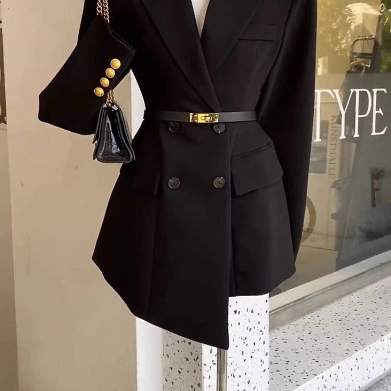 Blazer irregolari corti Casual francesi autunno/inverno da donna giacca con colletto alla cintura monopetto allentato stile Hepburn nero