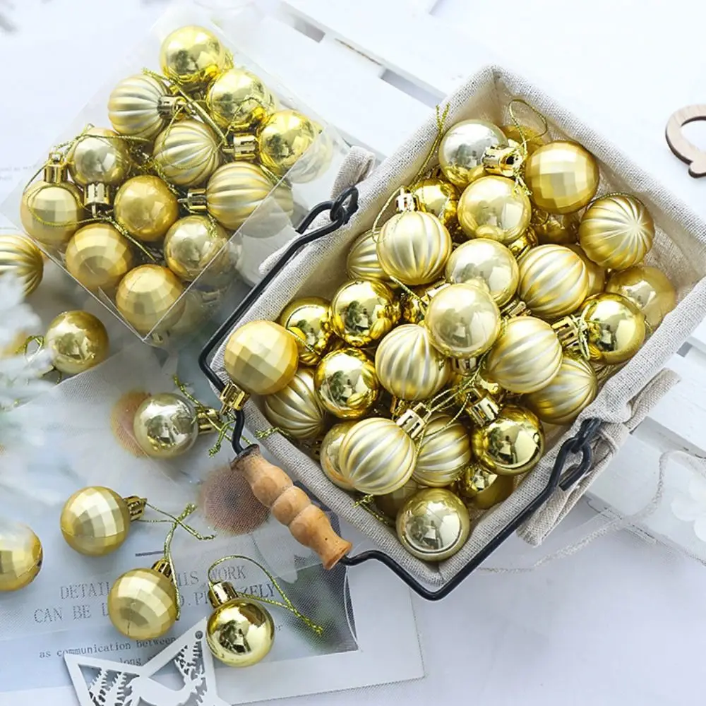 24 قطعة الحرف 3 سنتيمتر عيد الميلاد الكرة مجموعة حساسة مقاوم للماء شجرة عيد الميلاد قلادة الإبداعية رسمت معلقة حلية عطلة