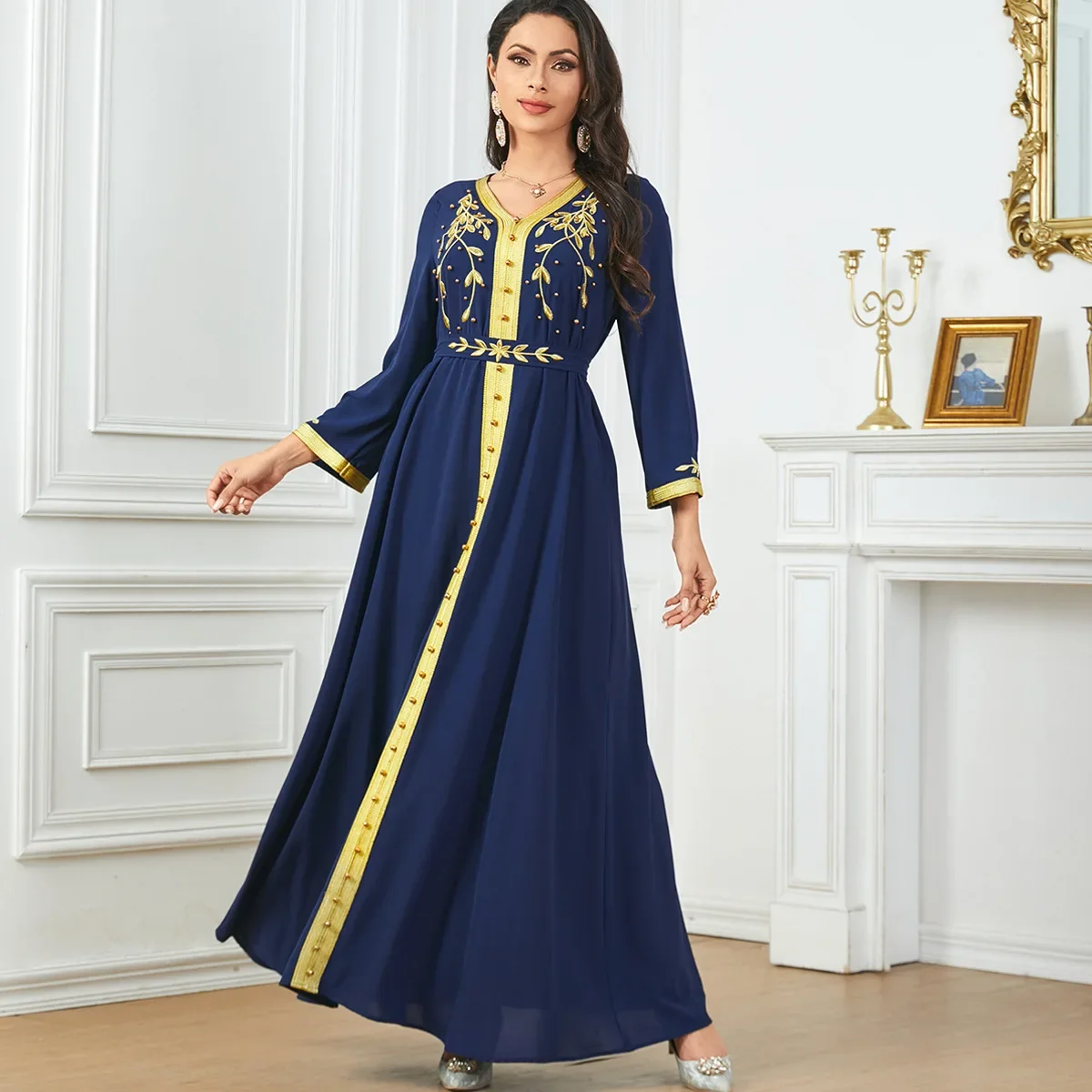 Islamic Light Luxury Muslim Women's Clothing, Abaya Dubai Saudi Arabian Fashion Embroidered Beaded Casual V-neck Dress. M-XXL