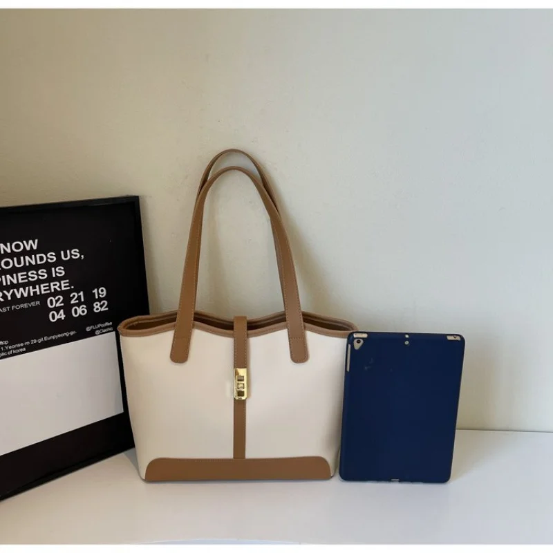 

Women's Handbag Crafted From Sheepskin Leather Featuring Casual Budapest Vintage Spacious Soft Modern Look