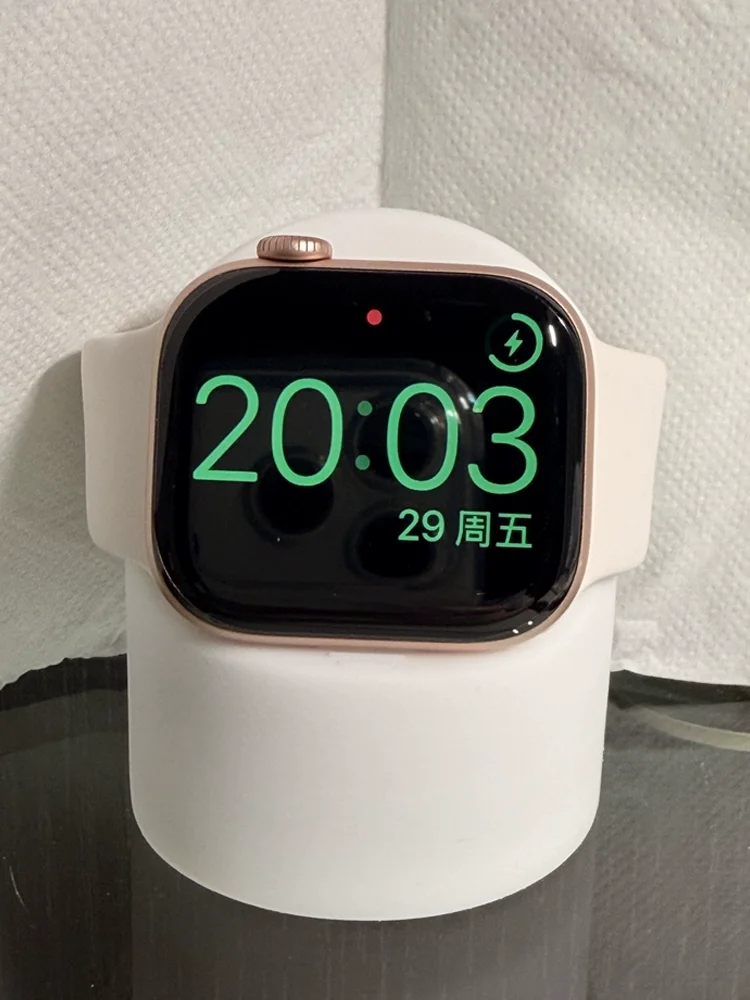 Charger Stand For Apple Watch Series Ultra 4 3 2/12/11/10/9/8/7/6 49mm/45mm/44mm/41mm/42mm/46mm Durable Silicone Nightstand Mode