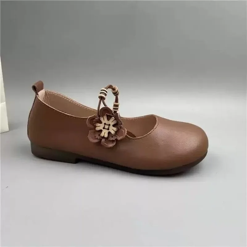 Mary Janes-zapatos planos para exteriores para mujer, calzado informal de suela suave con punta redonda y apliques, para uso diario, 2024