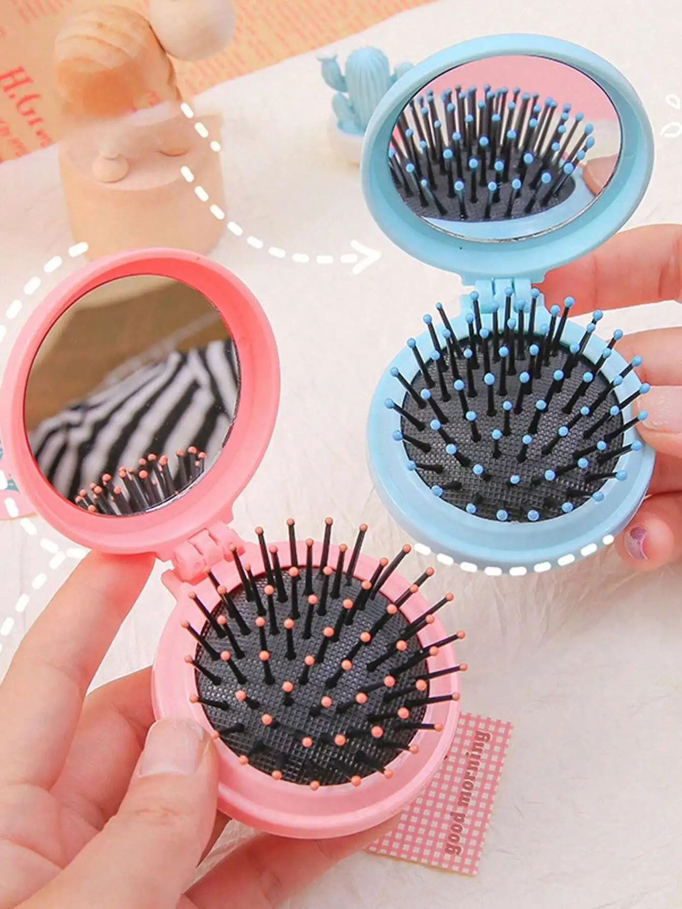 Candy Contrasting Color Folding Comb Plastic Cute Comb Cute  Comb Convenient Mirror Comb Integrated